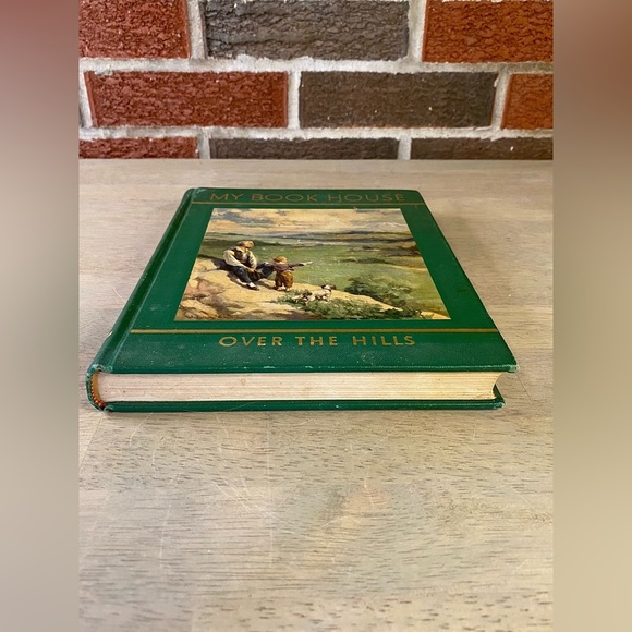 Old OVER THE HILLS OF MY BOOK HOUSE Book FAIRY TALES JACK / BEANSTALK THUMBELINA - Picture 6 of 14